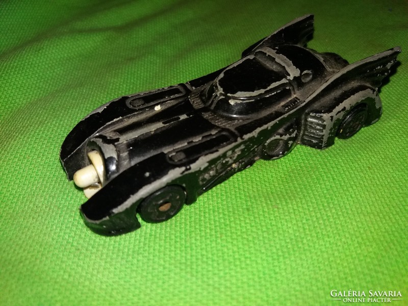 Régi magyar METALLCAR fém játék kisautó BATMOBILE Batman autója a képek szerint