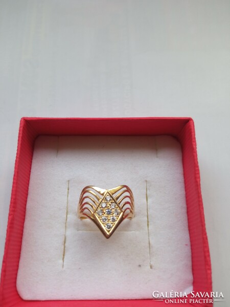 14 karátos szív alakú arany gyűrű