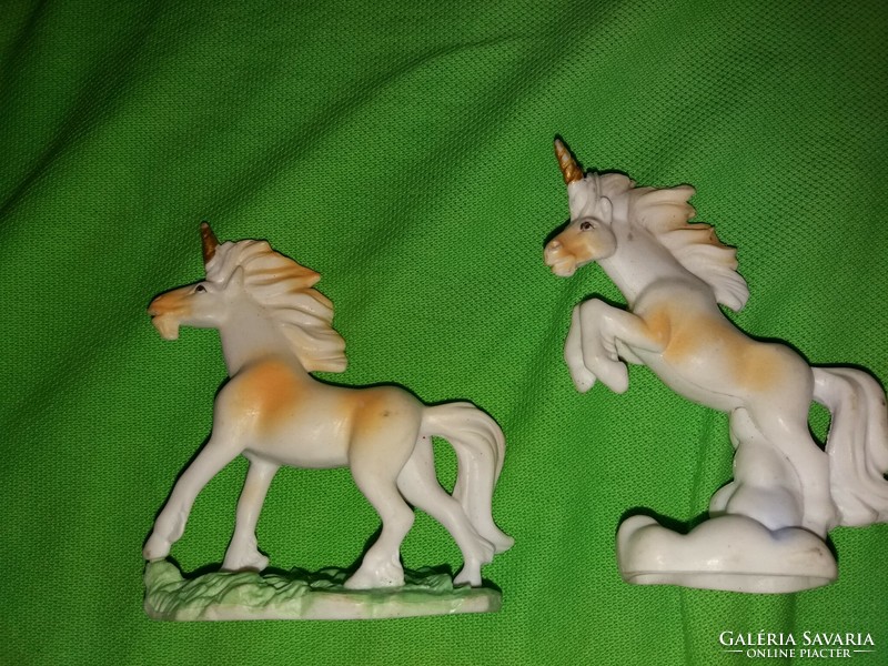 Retro minőségi játék UNIKORNIS j- egyszarvú tündér plasztik lovascska figurák egyben a képek szerint