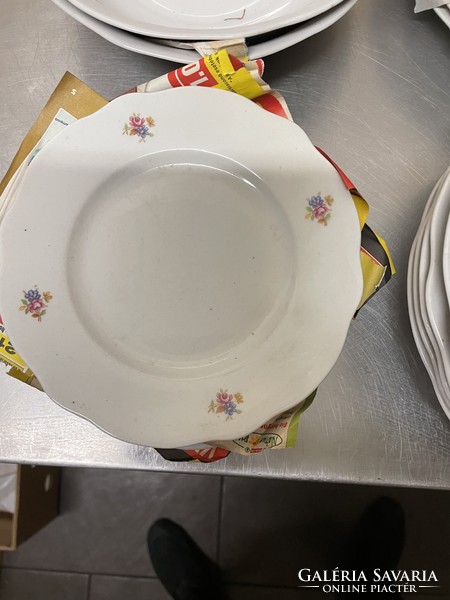 Set of 6 plates from Zsolna