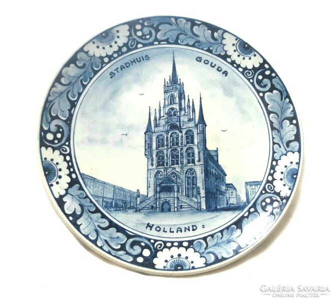 A. P. Guérain, Stadhuis Gouda - Royal Delft kék fehér porcelán dísztányér, wall plates