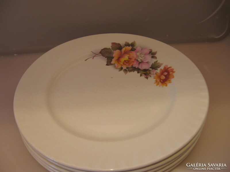 English barratts of staffordshire regal rose plates twisted ribs