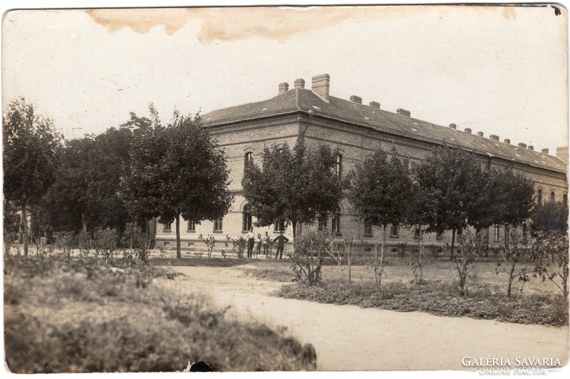 1930 Szeged passenger barracks