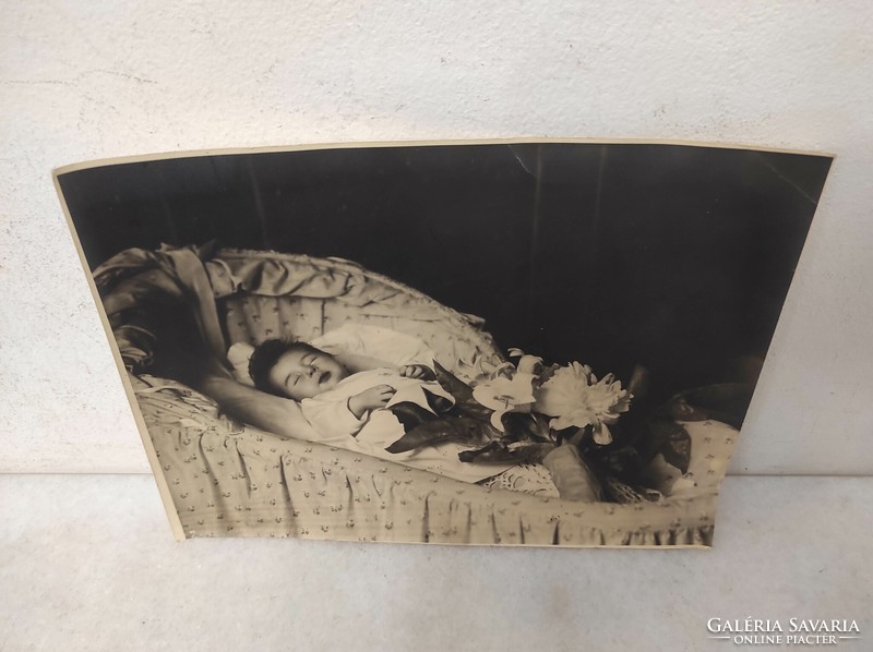Antik fotó halott gyermek utolsó fotója temetés ravatal 138 7406