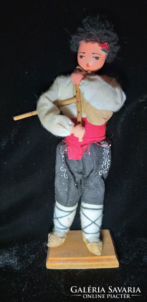 Retro Bulgarian folk costume doll 20 cm old ornament Burgas souvenir