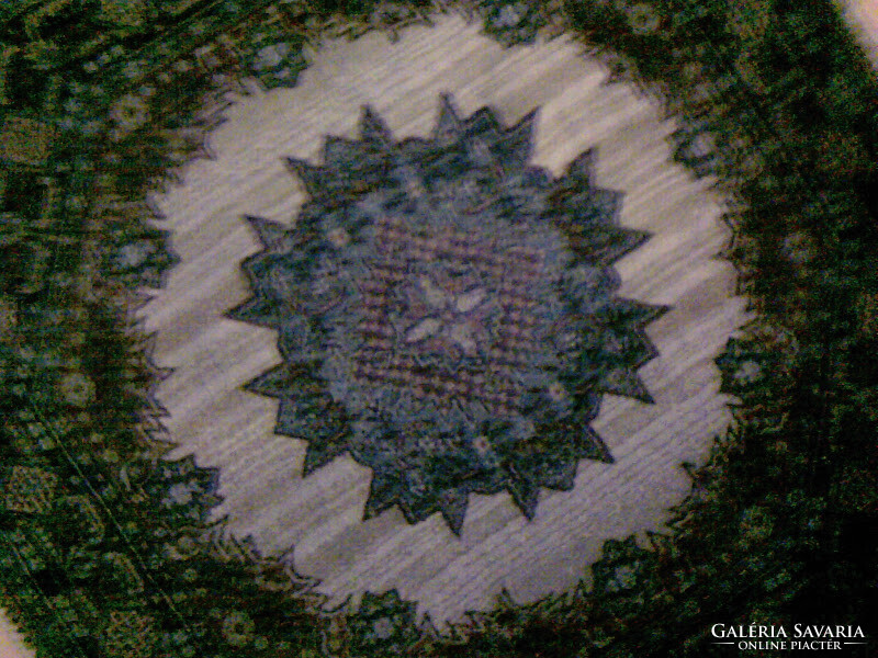 Octagonal carpet with blue pattern, 150 diameter