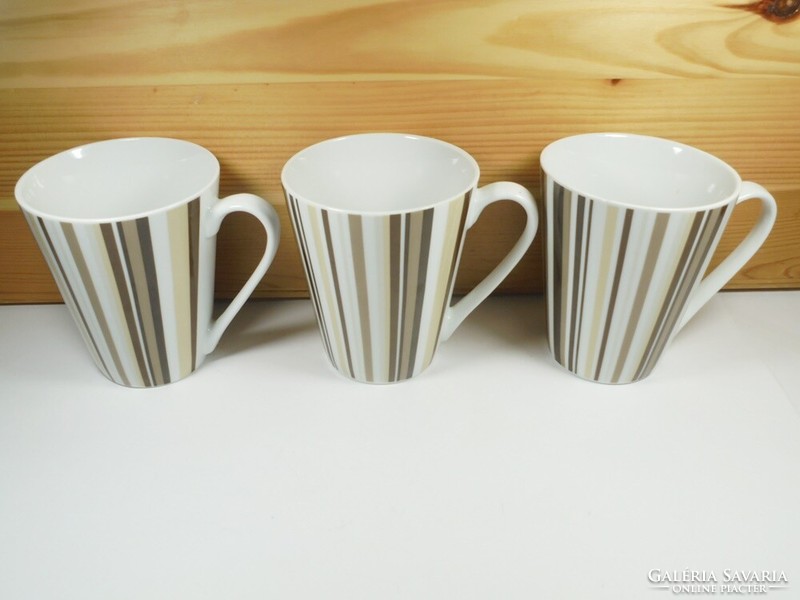 Retro painted porcelain mug with 3 striped patterns