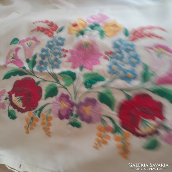 Embroidered pillow cover
