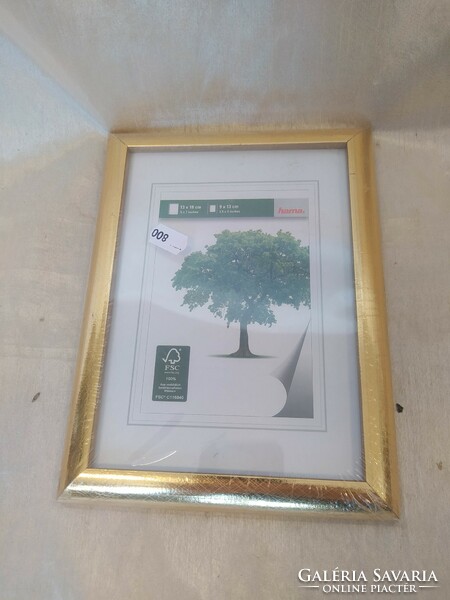 Wooden picture frame with gilding