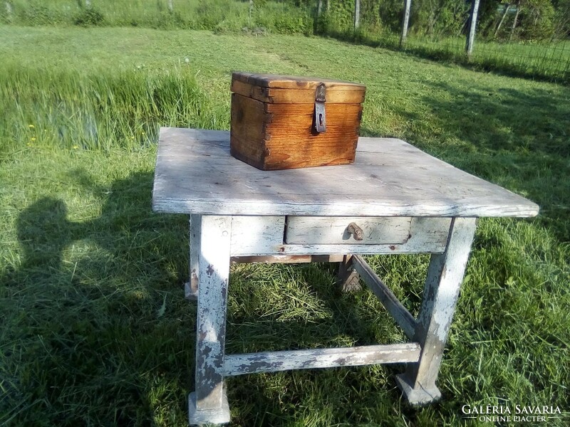 Rustic wooden box