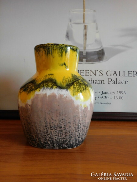 Craftsman ceramic vase - mid century - 15.5 Cm - probably Kerezsi pearls
