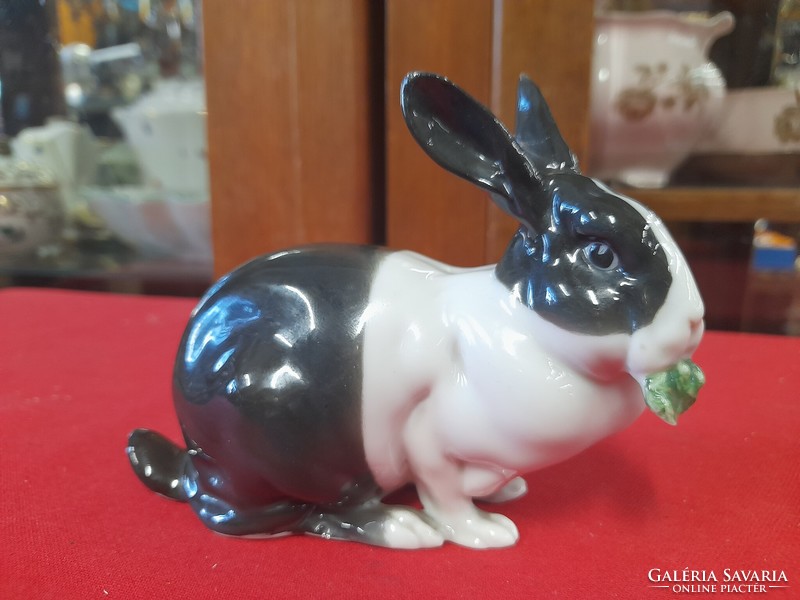 Very rare German, Germany conta & boehme poessneck /pößneck/rabbit eating cabbage porcelain figure.