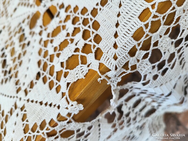 Lace tablecloth 3.