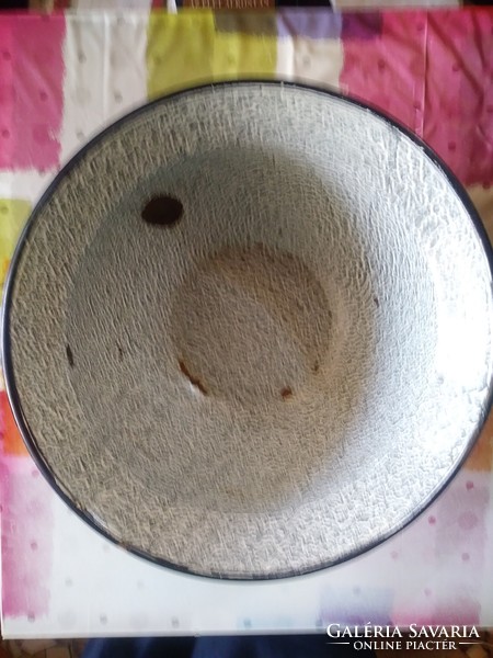 Enameled bowl, fur back, 41 cm diameter