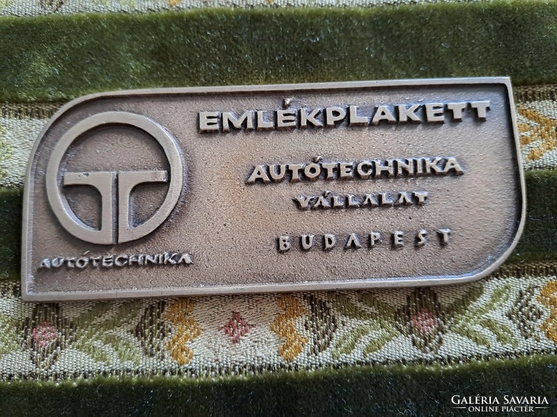 Automotive technology plaque