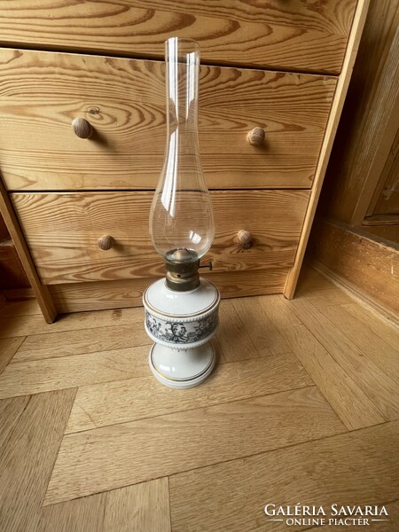 Kerosene lamp/wallendorf, with piquant meanings