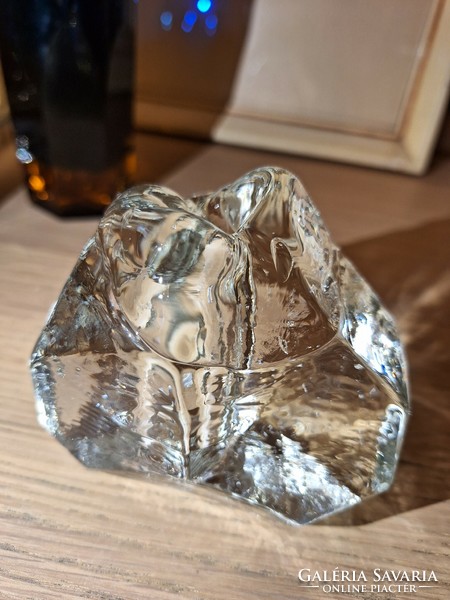 Scandinavian ice glass candle holder