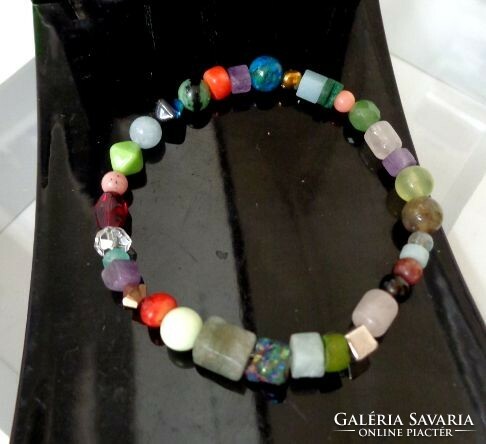 Bracelet made of colorful mineral grains