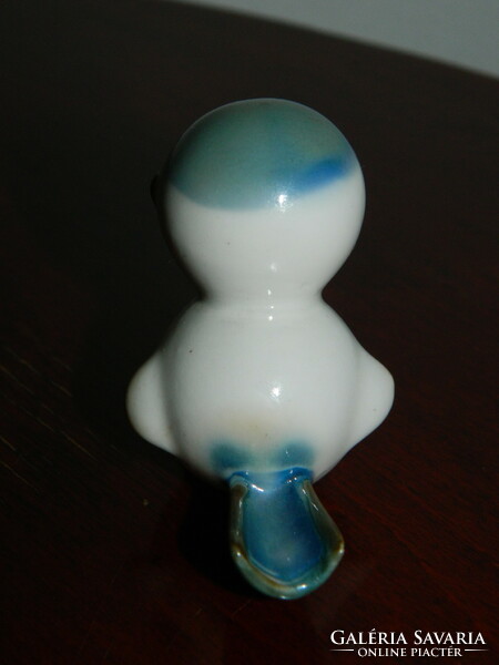 Aquincum aqua blue painted chick
