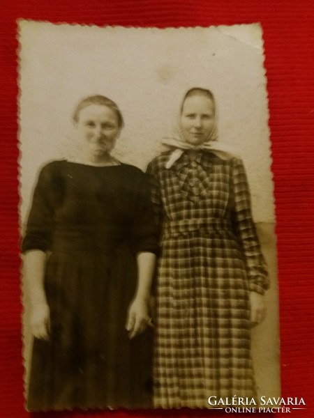 Cc.1930 Antik szépia fotó két hölgy a képek szerint