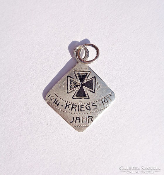 1915 iron cross fire enamel silver pendant
