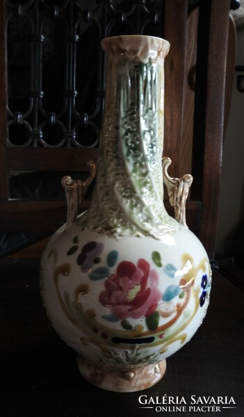 Antik jelzett majolika füles váza