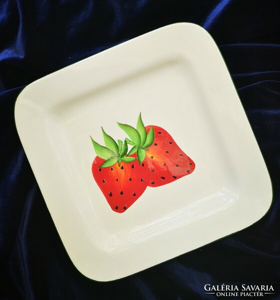 Strawberry serving bowl / strawberry strawberry