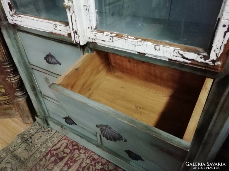 Sokfiókos vitrin, 6 fiókos régi faanyagból készített reprodukciós bútor, fiókos szekrény, antikolt