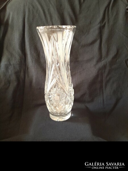 Polished vase with a nice pattern, 1098 grams