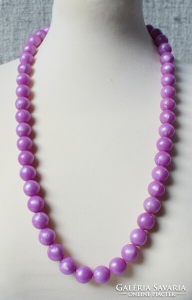 Old necklace retro jewelry 69 cm with purple plastic beads jewelry