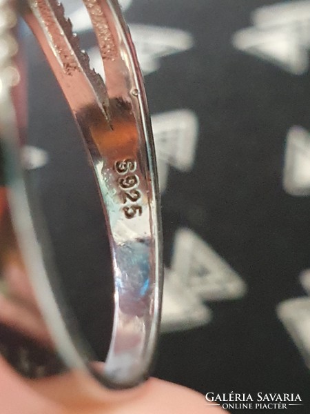Csodás szépségű 10es méretű cirkónia gyűrű, 925-ös ezüstbe foglalva