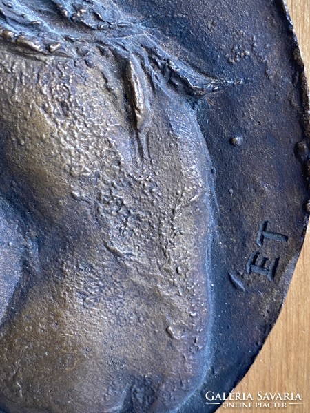 Tamás Eskulits: erotic bronze relief