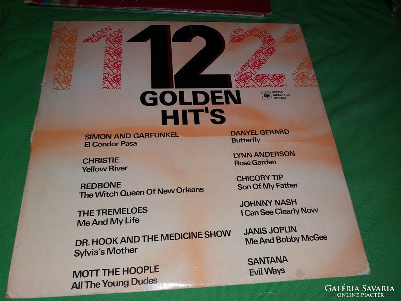 Old golden hits 1982. World hits music vinyl LP LP in good condition according to the pictures