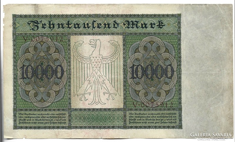 10000 márka 1922 nagy méret Alul középen betűvel Németország 2.