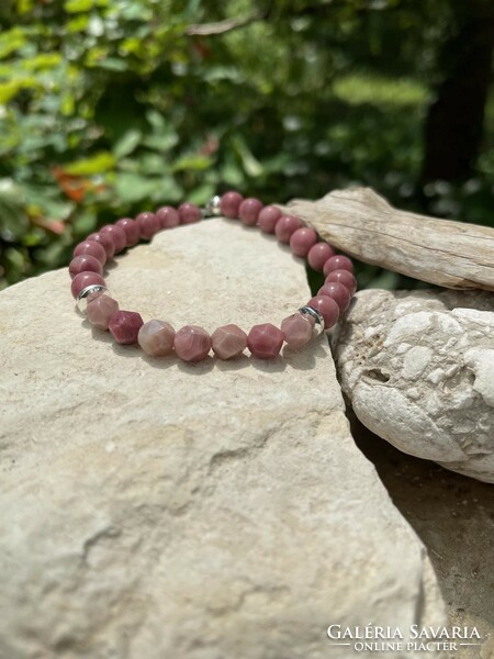 Joy rhodonite bracelet with faceted thulite minerals and hematite spacers