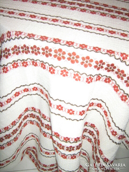 Beautiful vintage style elegant red woven curtain with small flowers