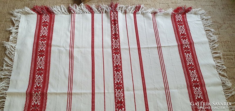 Retro folk woven tablecloth 120 x 120 cm