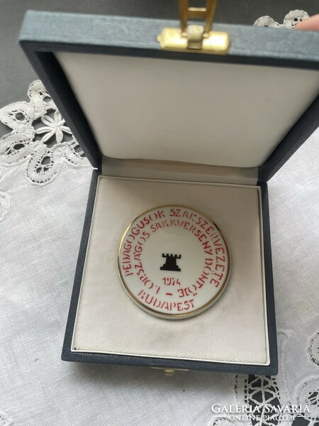Hollóházi porcelain commemorative medal 1974 - professional organization of teachers. Russia Chess tournament final