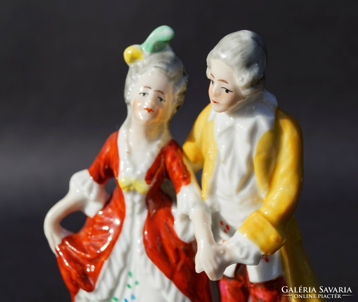 Régi német porcelán miniatűr barokk pár