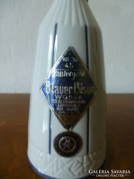 Rare, bison, porcelain vodka decorative glass. Blauer bison vodka