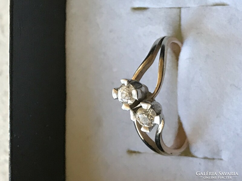 Yellow gold-white gold ring with diamonds