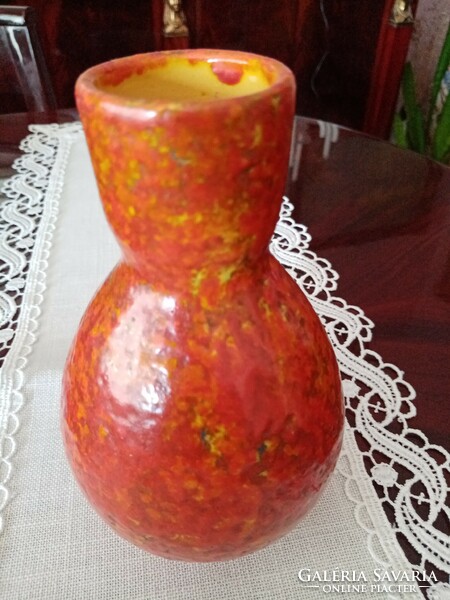 Jelzett narancssárga iparművészeti Tófej kerámia váza - 16 cm magas