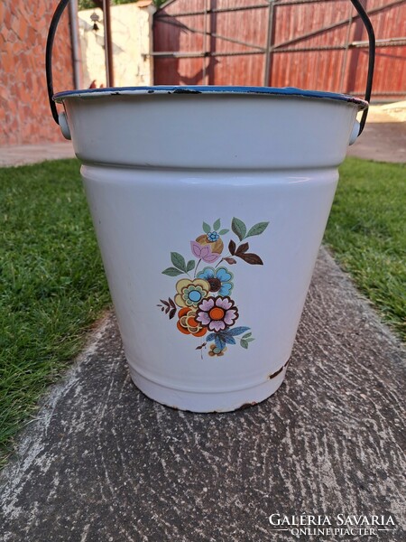 Flowery Bonyhádi 8-liter enameled pail legacy antique nostalgia
