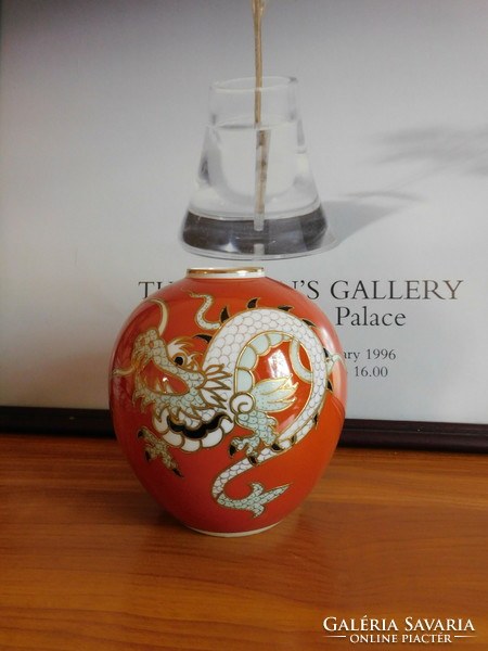 Wallendorf hand-painted dragon motif spherical vase with relief gilding 14 cm