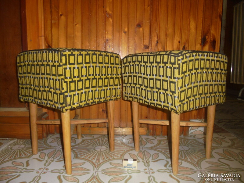 Két darab retro ülőke, puff, zsámoly, szék - együtt