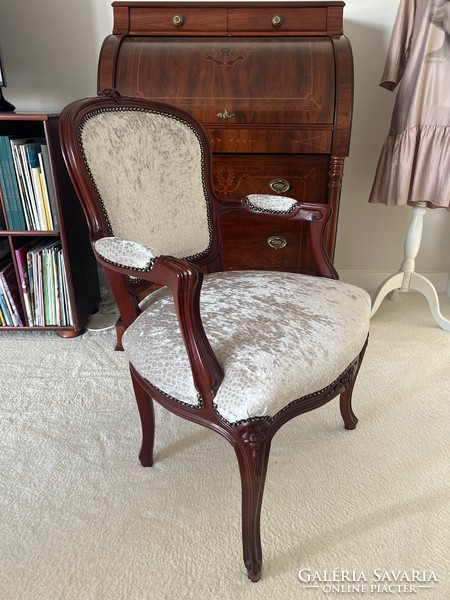English baroque armchair