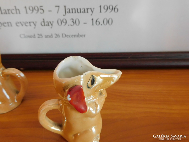Antik figurális lüsztermázas kávétejszín kiöntők párban - tacskók