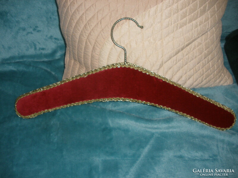 Handmade tapestry hanger with burgundy velvet backing