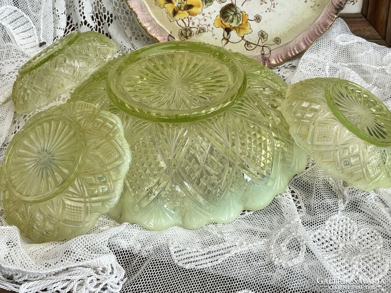 Fenton glass set