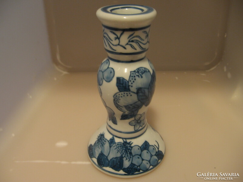 Blue and white Japanese porcelain fruit candle holder